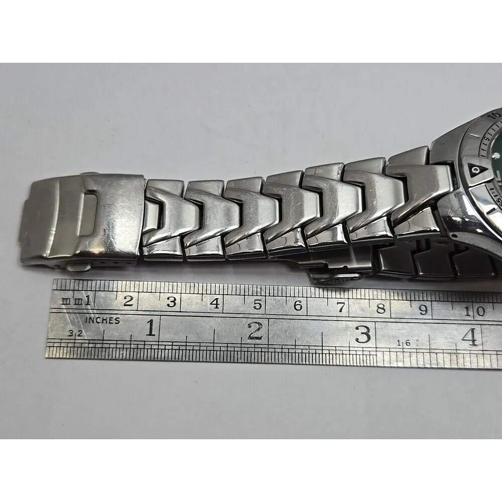 Relic Wet by Fossil Mens Green Dial Silver Stainless Date Watch New Battery 50M